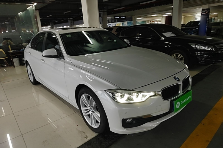 BMW 3 Series 2017 #4 BMW 3 Series 2017 car image #4