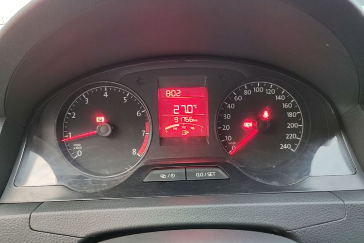 Volkswagen Santana 2016 car image #12