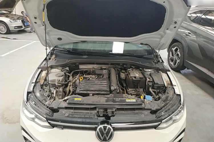 Volkswagen Golf 2023 #20 Volkswagen Golf 2023 car image #20