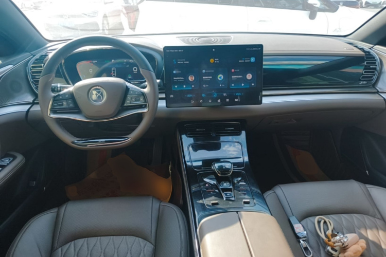 BYD Han 2023 #10 BYD Han 2023 immagine di auto #10