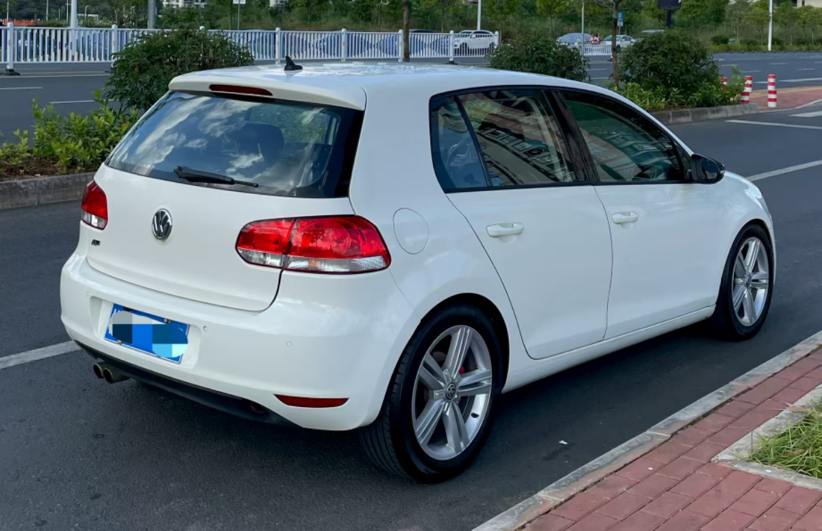 Volkswagen Golf 2011 #6 Volkswagen Golf 2011 car image #6