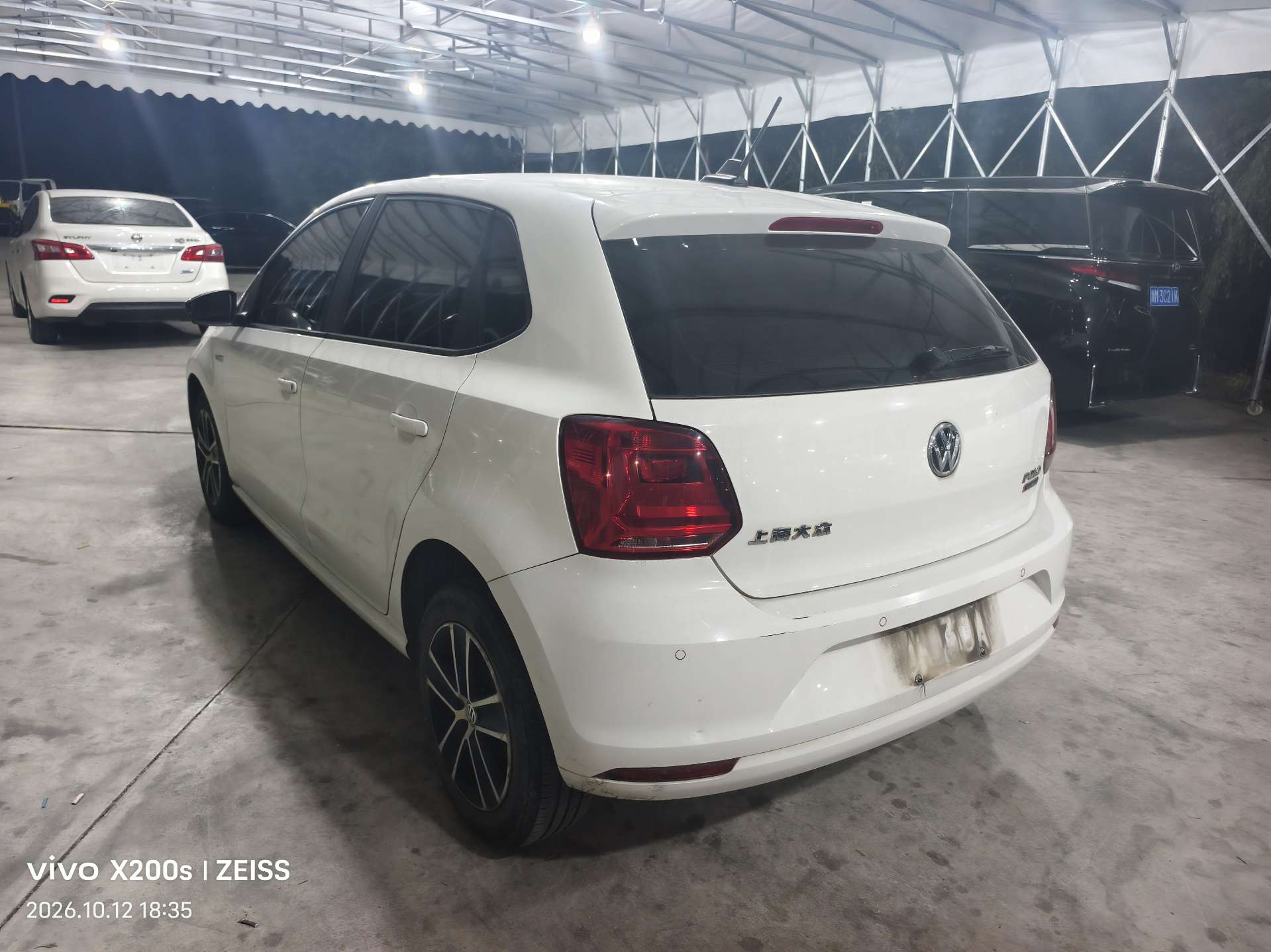 Volkswagen Polo 2015 car image #7