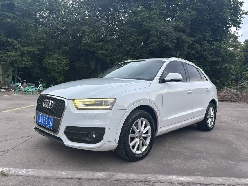 Audi Q3 (Imported) 2013 Audi Q3 (Imported) 2013 car image