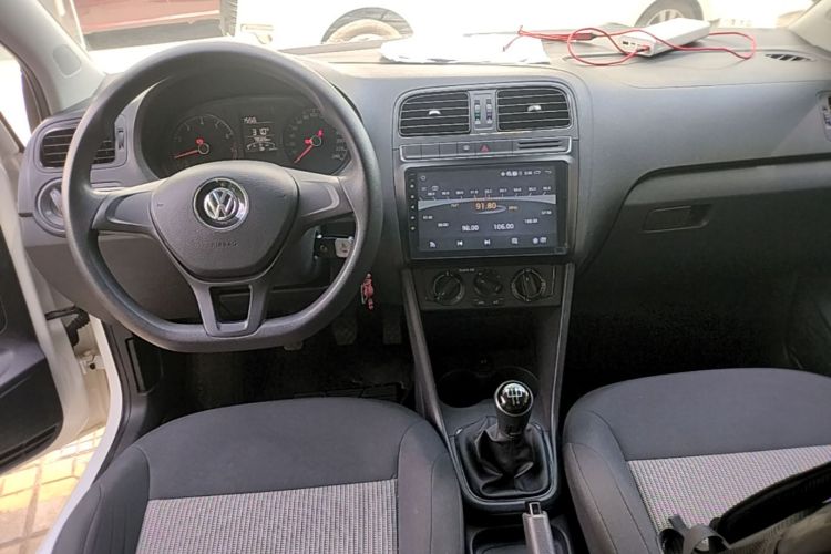 Volkswagen Polo 2017 #10 Volkswagen Polo 2017 car image #10