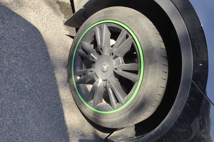 Tesla Model Y 2023 car image #6