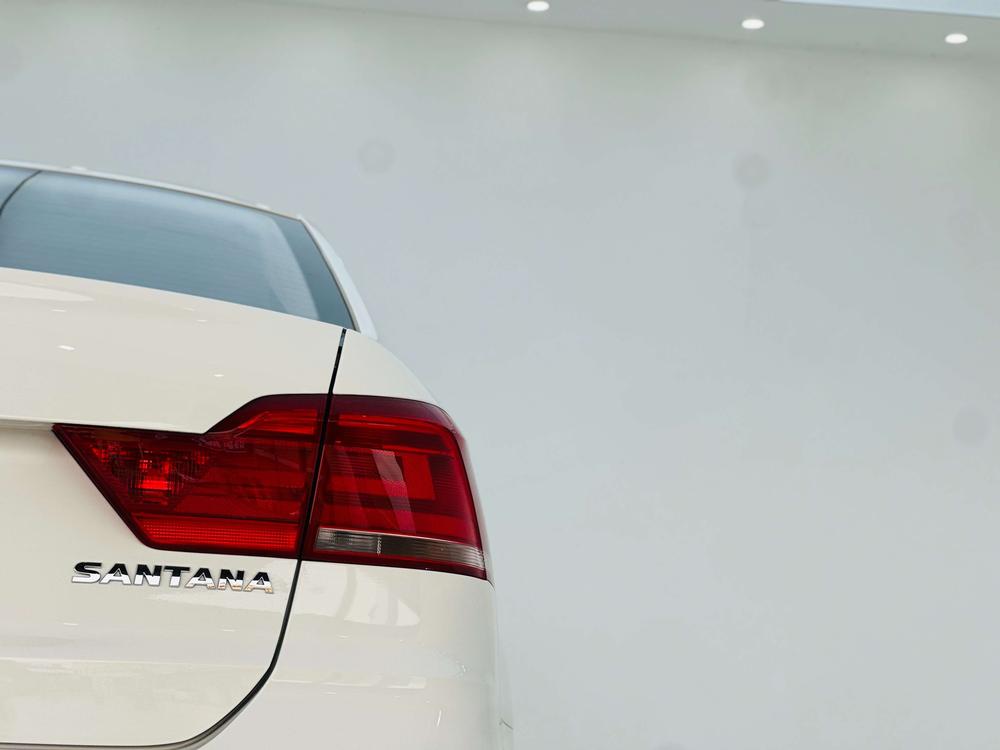 Volkswagen Santana 2022 car image #10
