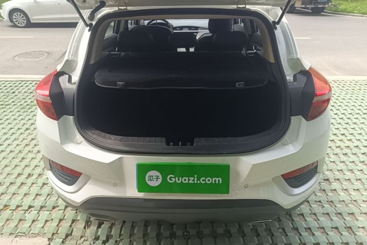 GEELY Emgrand GS 2016 car image #21