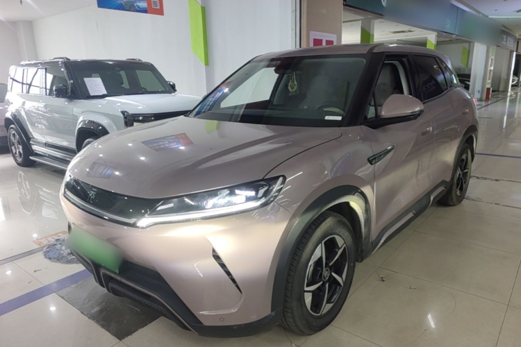 BYD YuanUP 2024 #2 BYD YuanUP 2024 car image #2