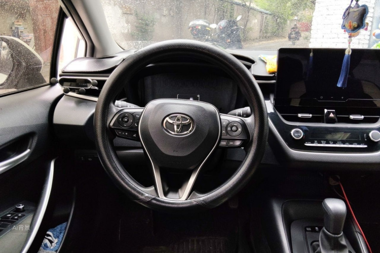 Toyota Corolla 2023 car image #12