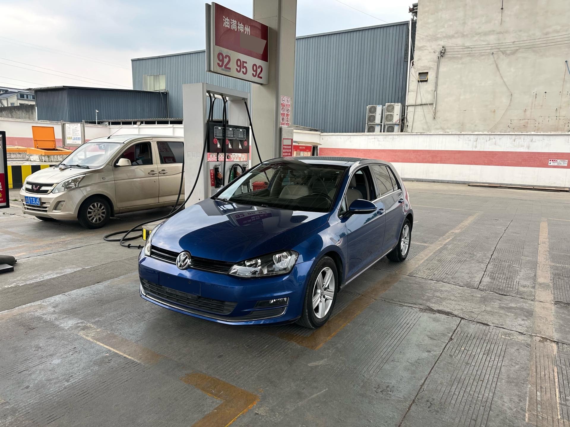 2015 2015 car image