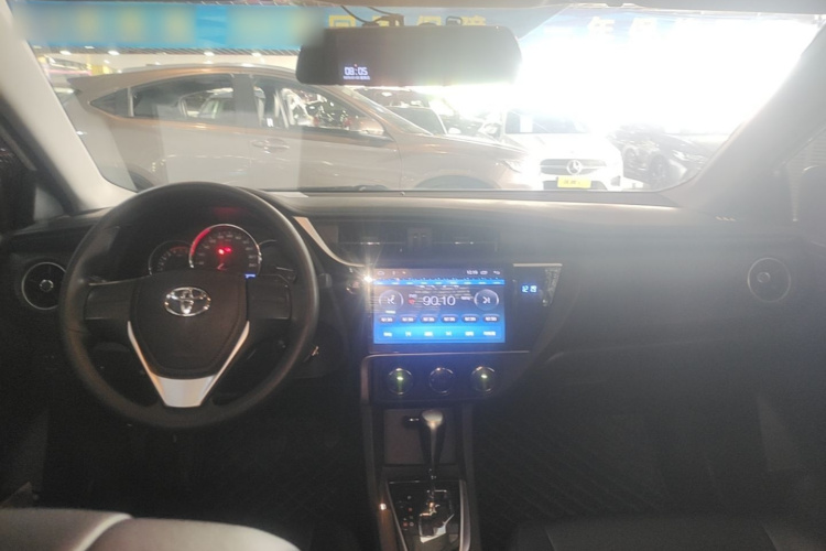 Toyota Corolla 2017 car image #10