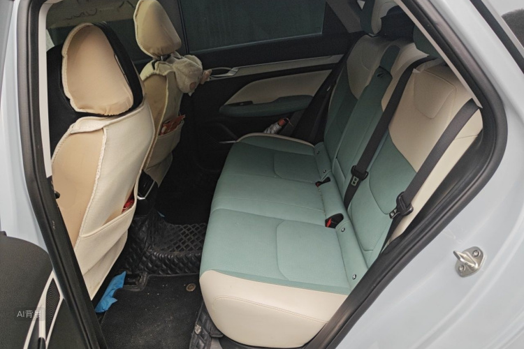 GEELY Emgrand L HiP 2022 صورة سيارة #19