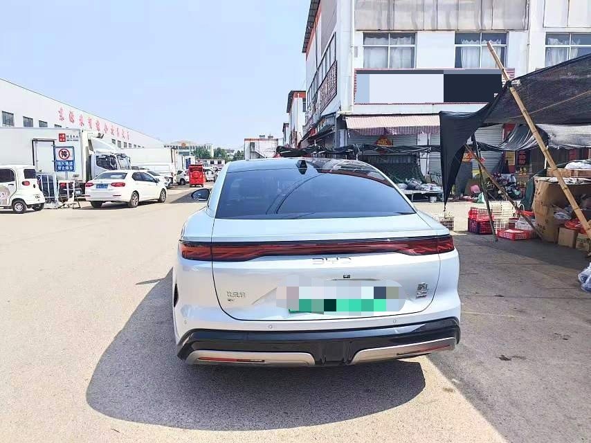 BYD HanL 2025 car image #4