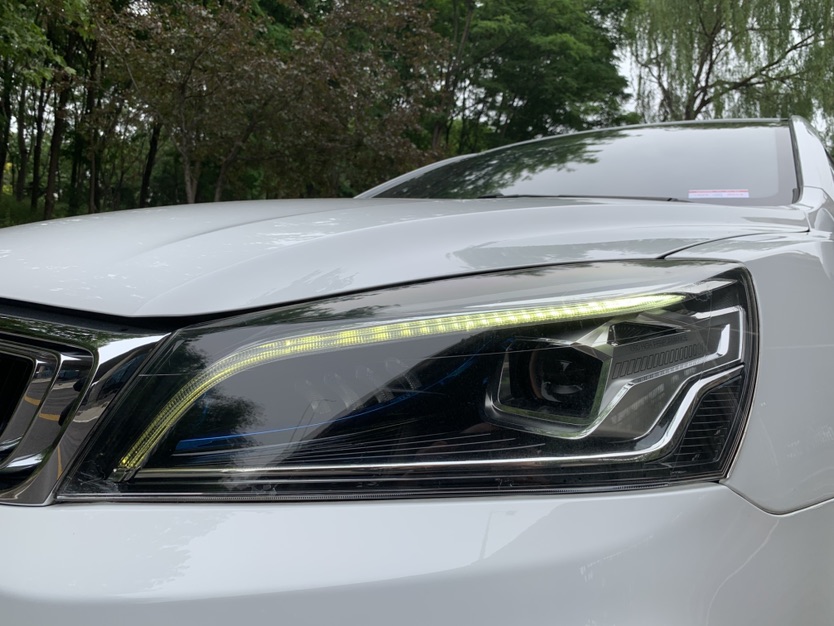 GEELY Emgrand 2019 car image #19