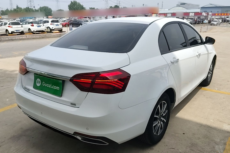 GEELY Emgrand 2020 car image #7