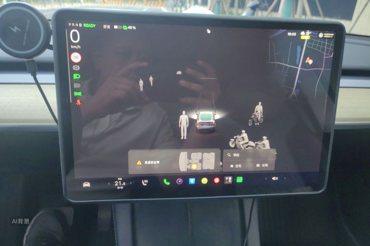 Tesla Model Y 2023 car image #13