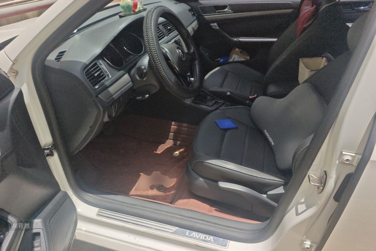 Volkswagen Lavida 2016 car image #18