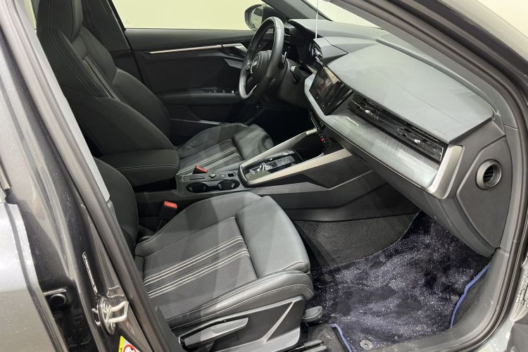 Audi A3 2024 car image #18