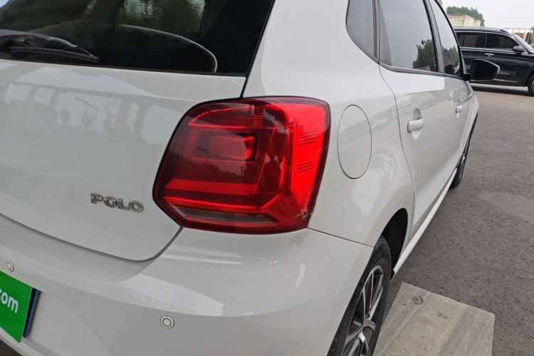 Volkswagen Polo 2015 #8 Volkswagen Polo 2015 car image #8
