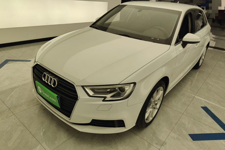 Audi A3 2018 изображение автомобиля #2