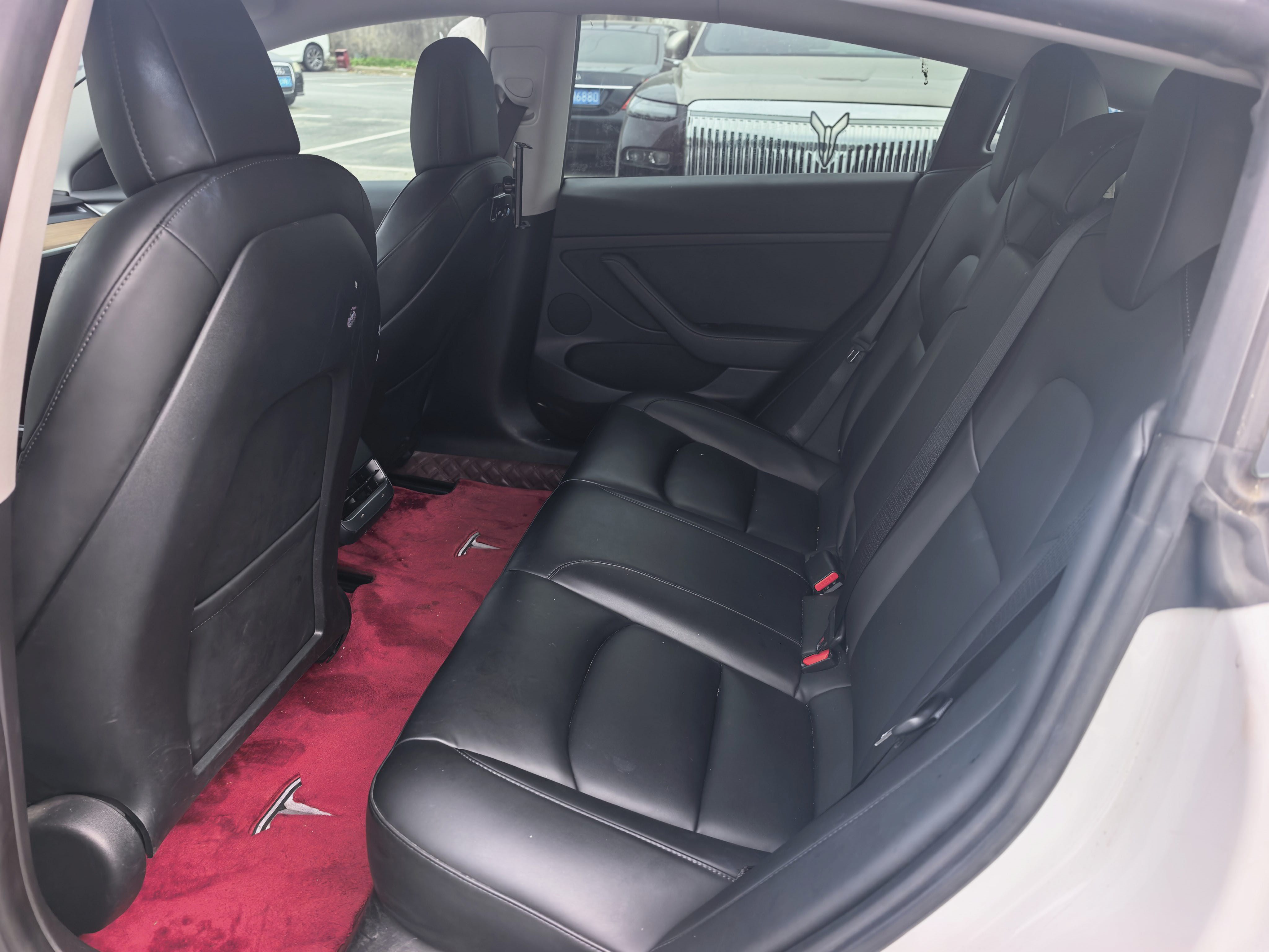 Tesla Model 3 2021 car image #7