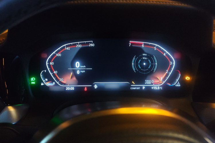 BMW 3 Series 2020 car image #16