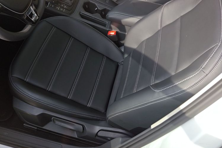 Volkswagen Lavida 2019 #15 Volkswagen Lavida 2019 car image #15