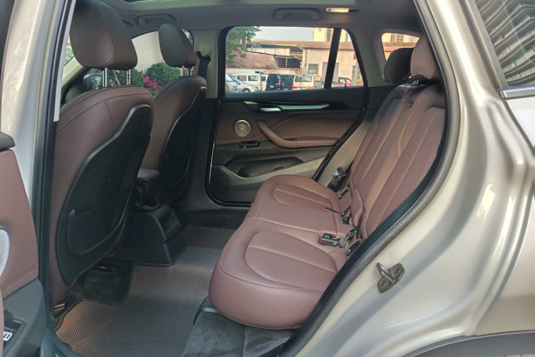 BMW X1 2022 car image #29