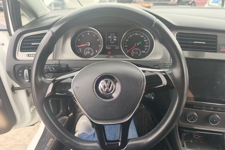 Volkswagen Golf 2015 #15 Volkswagen Golf 2015 car image #15