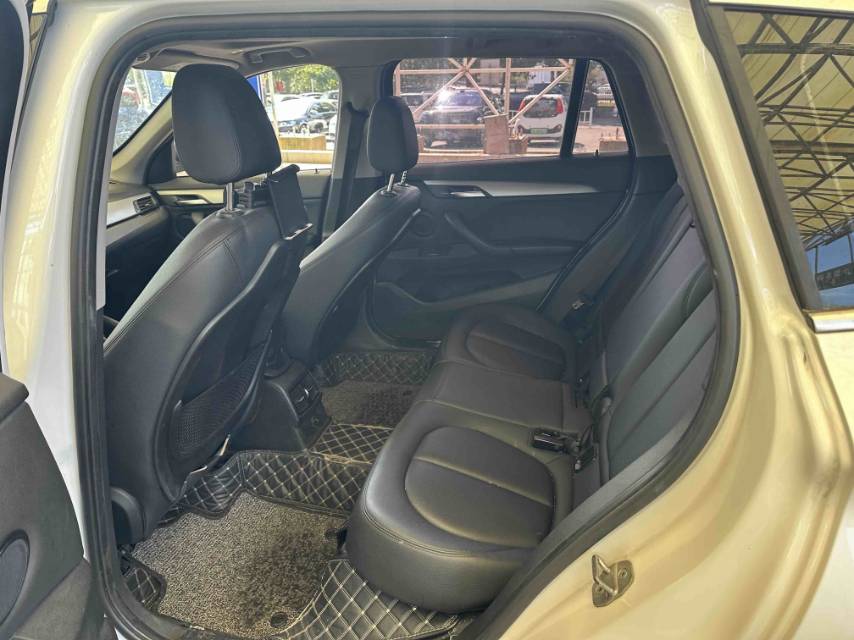 BMW X1 2018 صورة سيارة #4
