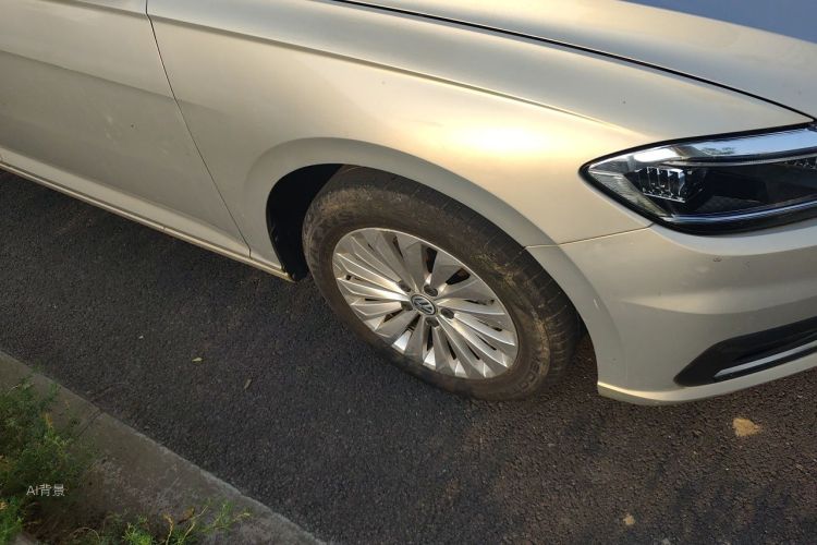 Volkswagen Lavida 2019 car image #9