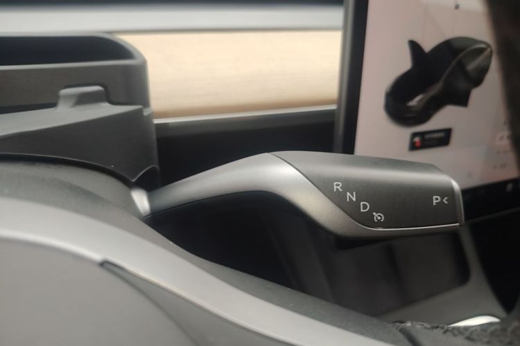 Tesla Model 3 2021 #14 Tesla Model 3 2021 car image #14