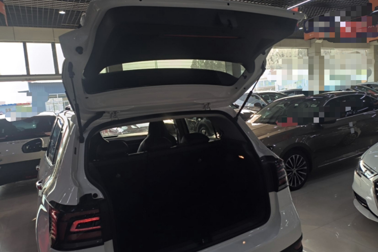 Volkswagen T-Cross 2020 #19 Volkswagen T-Cross 2020 car image #19