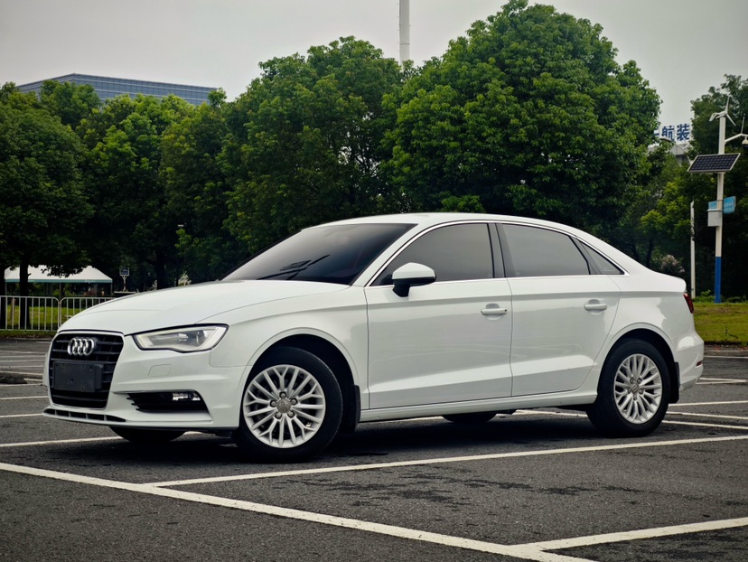 Audi A3 2016 car image 
