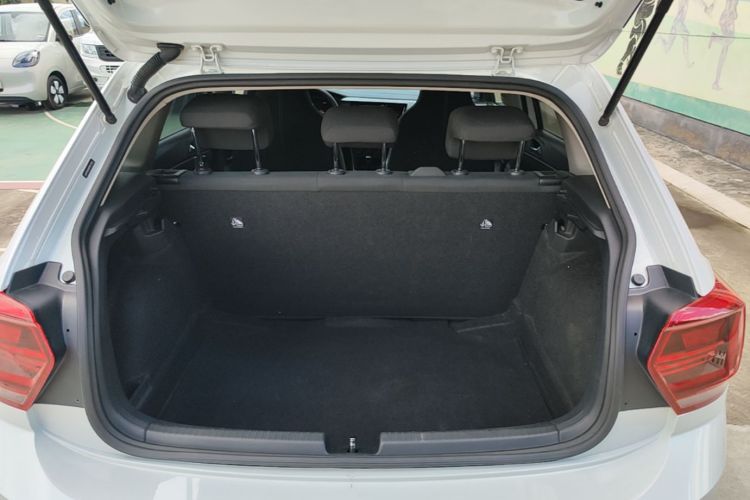 Volkswagen Polo 2023 car image #19