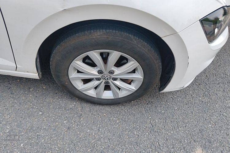 Volkswagen Polo 2020 car image #9