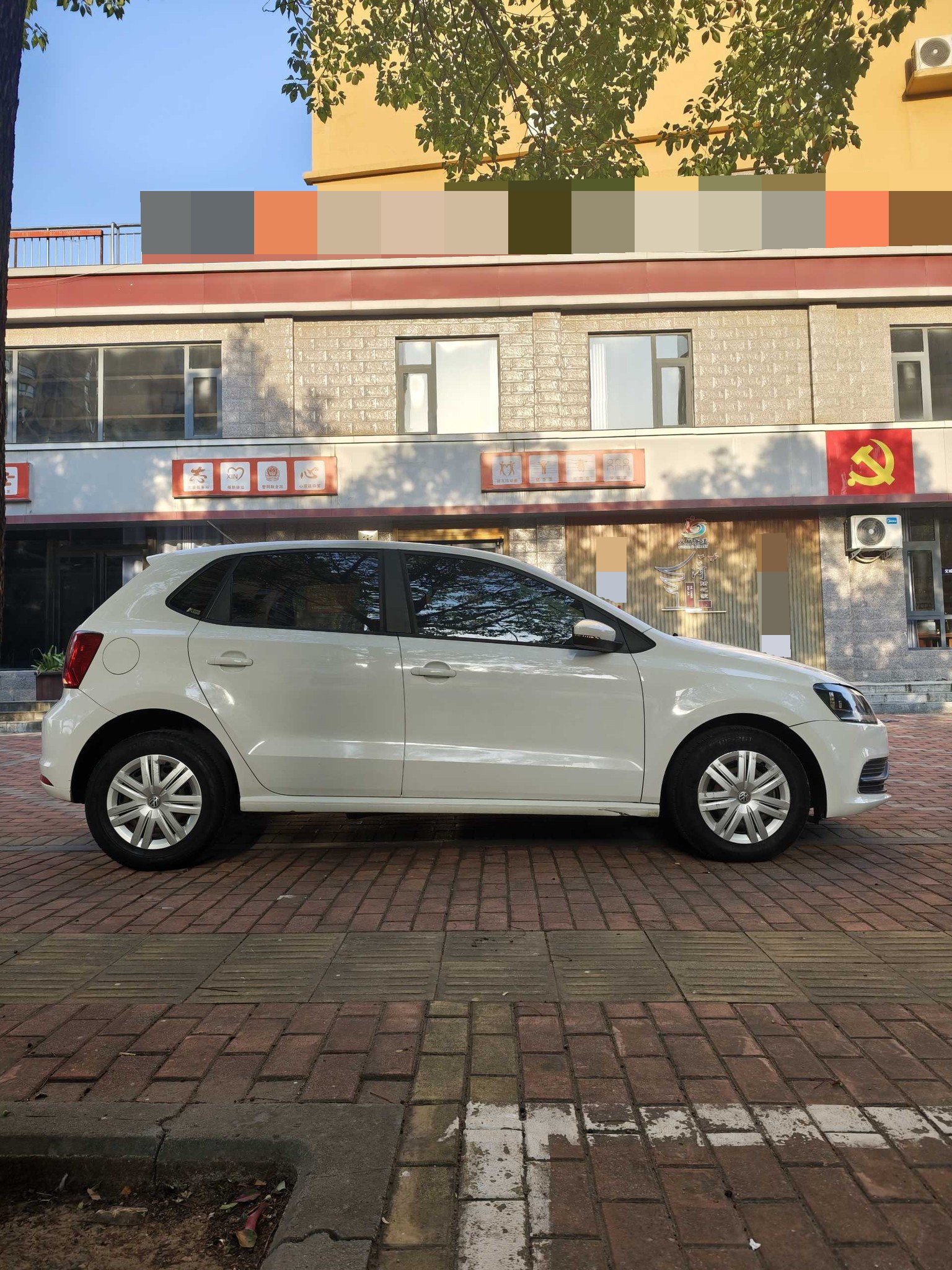 Volkswagen Polo 2019 car image #9