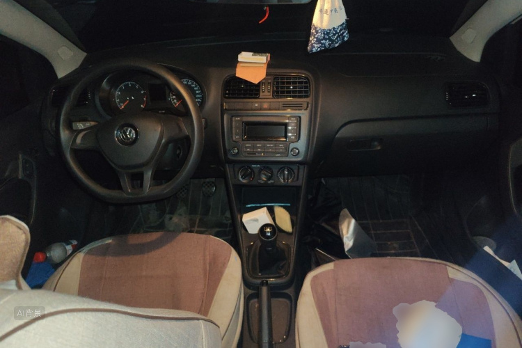 Volkswagen Polo 2018 car image #11