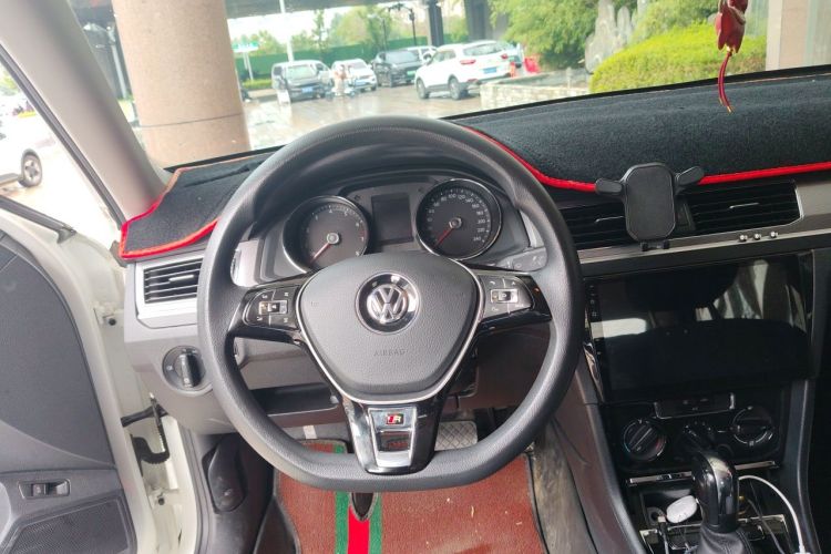 Volkswagen Bora 2020 car image #11