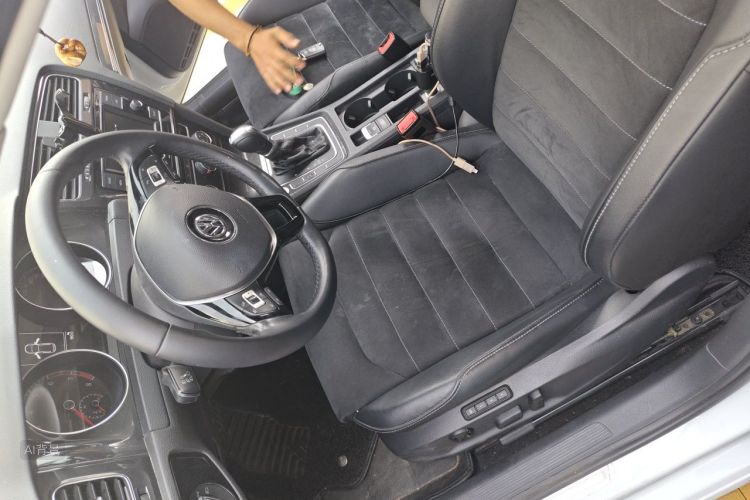 Volkswagen Golf 2018 #17 Volkswagen Golf 2018 car image #17