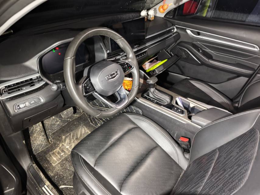 GEELY Emgrand 2023 #2 GEELY Emgrand 2023 car image #2