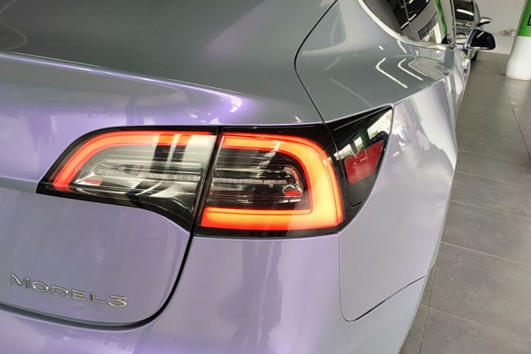 Tesla Model 3 2020 car image #8