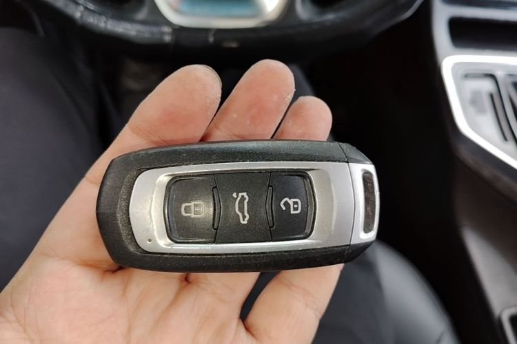 GEELY Emgrand GS 2018 car image #9
