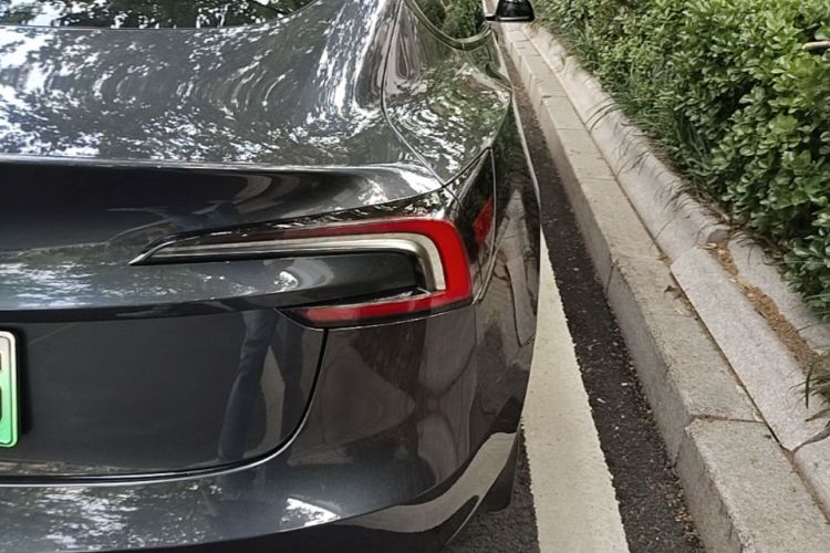 Tesla Model 3 2024 #8 Tesla Model 3 2024 immagine di auto #8