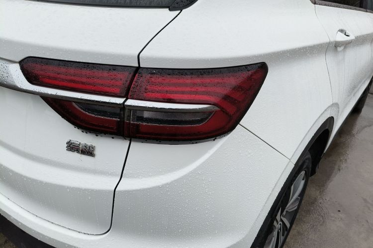 GEELY Coolray 2019 immagine di auto #8