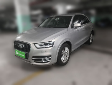 Audi Q3 2015 Audi Q3 2015 immagine di auto
