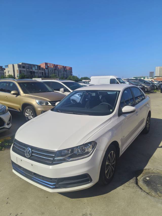 Volkswagen Santana 2019 car image 