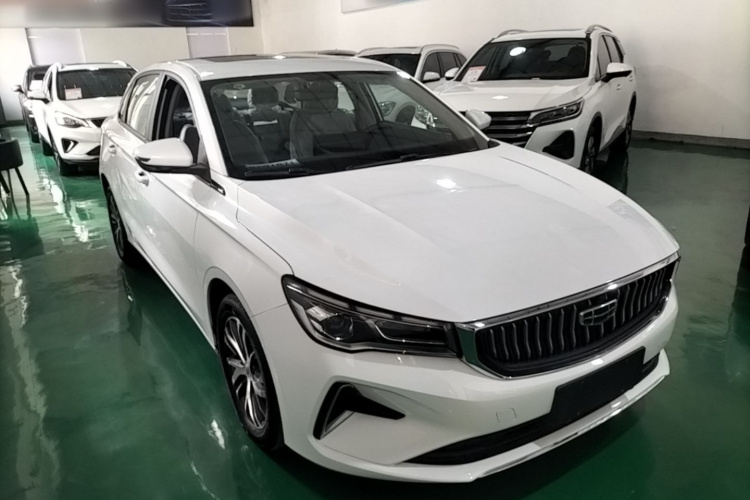 GEELY Emgrand 2026 car image #4