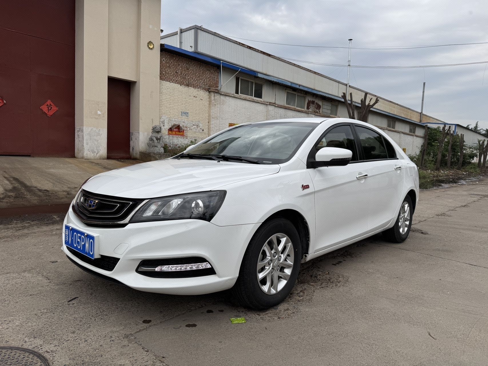 GEELY Emgrand 2017 car image 