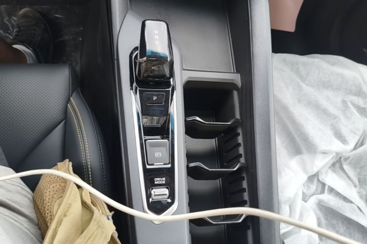 GEELY Binray 2026 #18 GEELY Binray 2026 car image #18